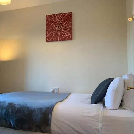House - 10min To Centre - Sleeps 4 - Parking Villa Birmingham